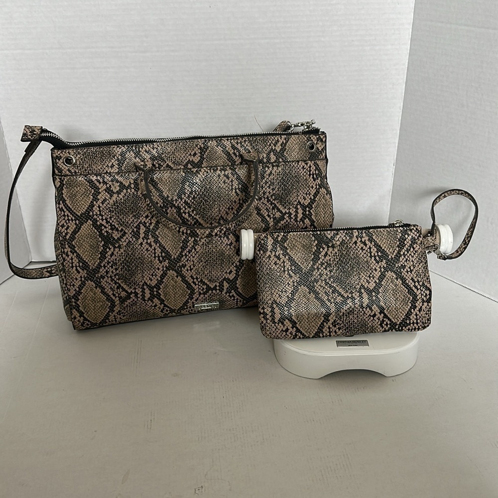 Carlos Santana 2 pc Purse and Wristlet snake print - Picture 7 of 16